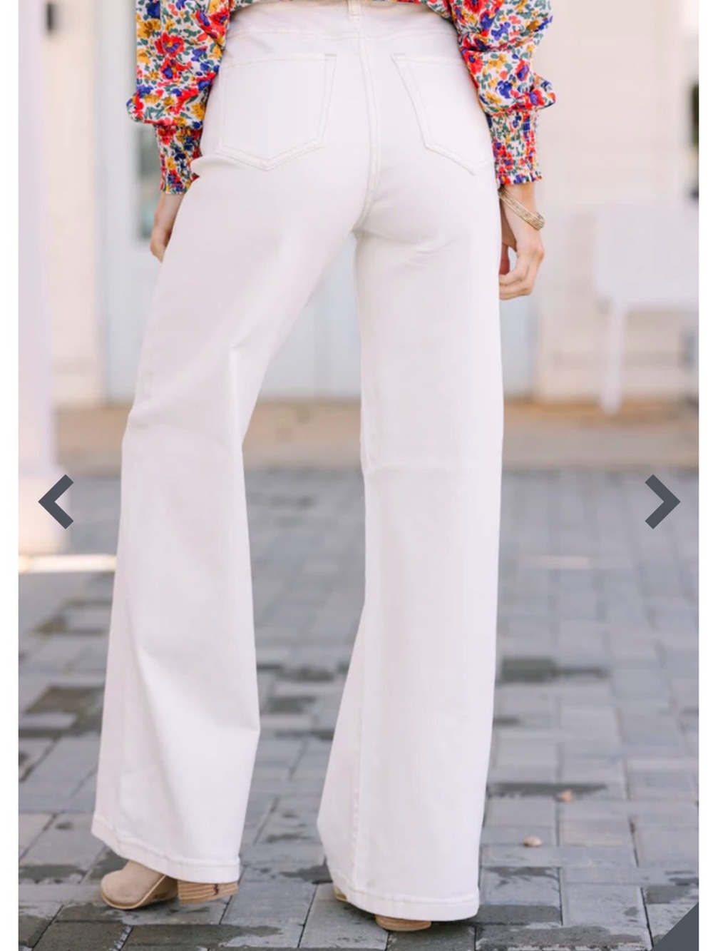 New Risen off-white wide leg jeans size 25